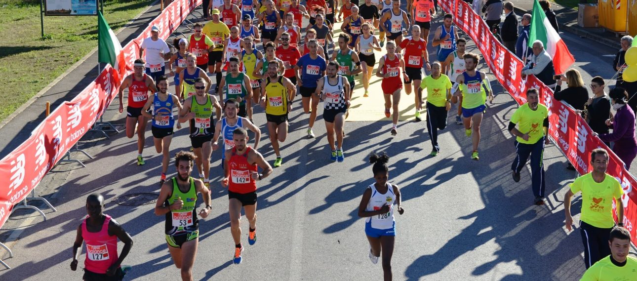 Sinalunga 40° Passeggiata alla Fiera dominano i Keniani