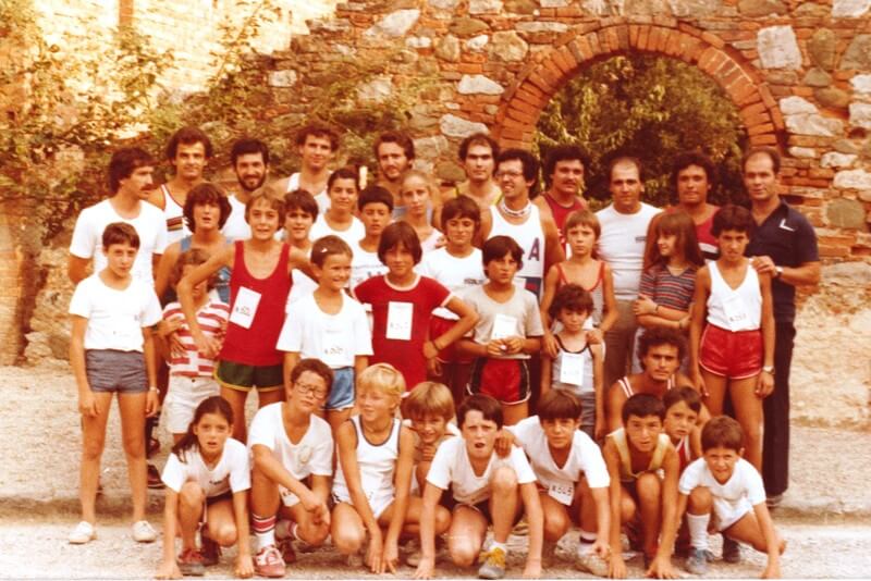 1980 23 AGO Amorosa a Gruppo Ragazzi