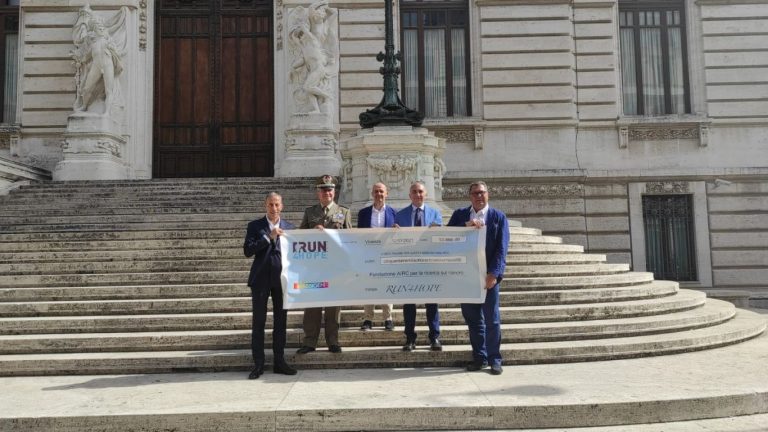 Run4Hope Staffetta Italiana donazione AIRC